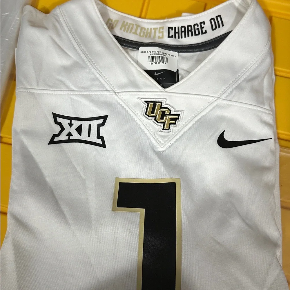 Men's UCF Knights Untouchable Football Jersey MSRP $130 NWT‎ Size M